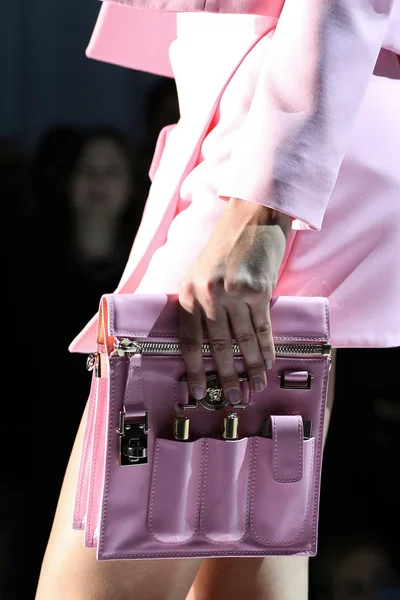 Look 37